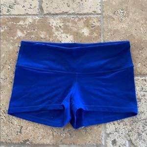 Lululemon shorts blue